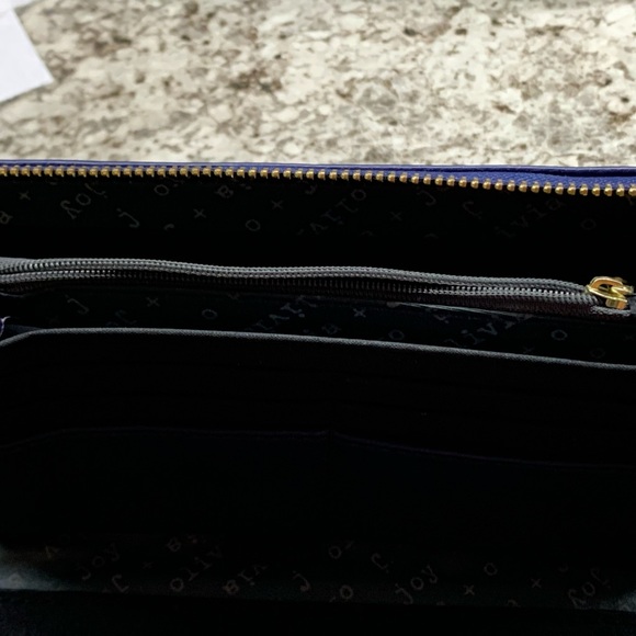 Olivia & Joy New York Wallet - Picture 5 of 5